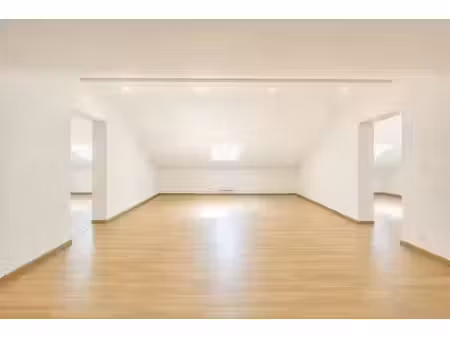 maison de 9 pièces de 225 m² située à chaligny