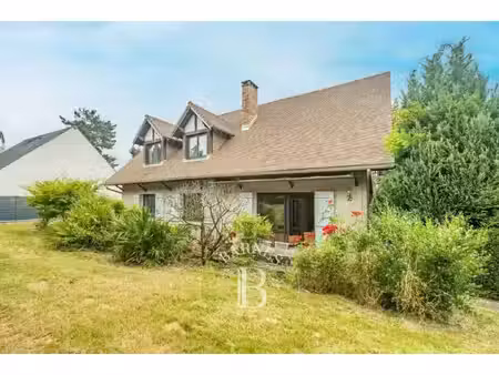 maison de luxe à louer à orgeval