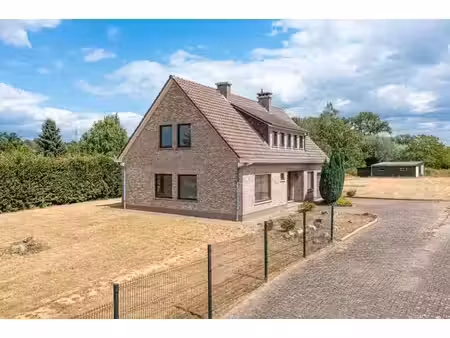 maison prête à vivre sur 50a avec vue dégagée