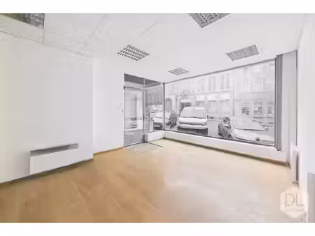 immeuble mixte avec commerce et appartement 3 chambres