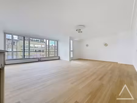 superbe appartement 4 ch. près de franklin roosevelt