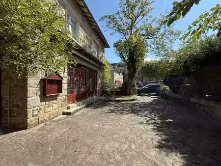 immense maison à acheter pour famille avec enfants à aubazines