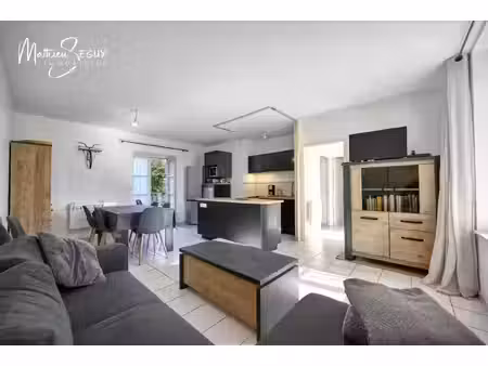 location appartement 2 pièces 48 m² à thurins (69510)