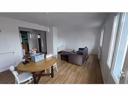 location appartement 3 pièces 66 m² à saint-romain-en-gal (69560)