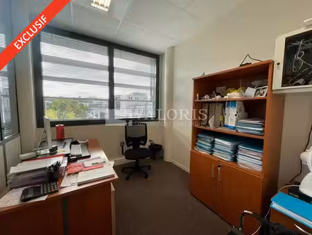 location bureau 64 m² à lyon 9 (69009)