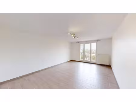appartement issou 3 pièce(s) 67.73 m2