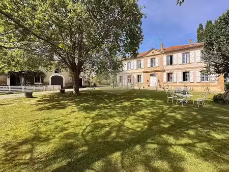 vente château 9 pièces 448 m² à mirande (32300)  1 270 000 €