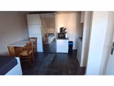 location appartement 1 pièce 17 m² à chambéry (73000)