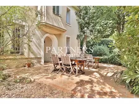 vente maison 8 pièces à aix-en-provence (13090)  1 342 000 €