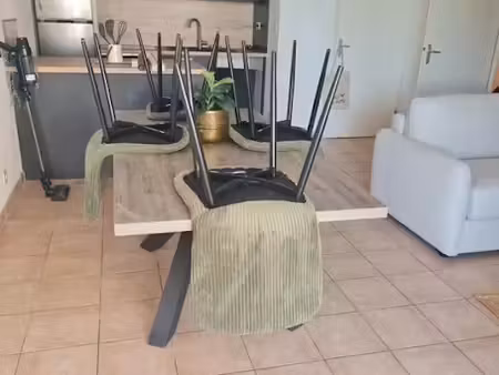 location meublée appartement 2 pièces 45 m² à mas thibert (13104)  650 €