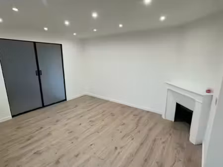 location appartement 2 pièces 33 m² à coubert (77170)  850 €