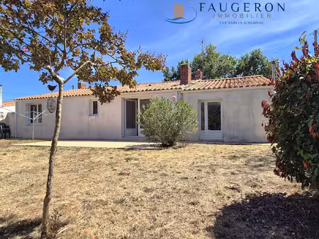 grosbreuil proche bourg - maison 103 m2 hab. + terrasse & gr