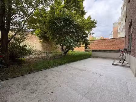 appartement non meuble 2 chambres + grand jardin privatif !
