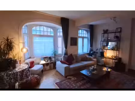 duplex dans une maison de caractère 103 m² proche du centre
