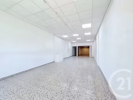 local commercial à vendre