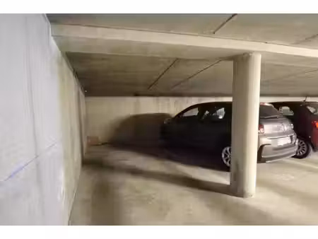 parking à louer