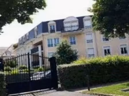 location appartement 2 pièces meublé à émerainville (77184) : à louer 2 pièces meublé / 39