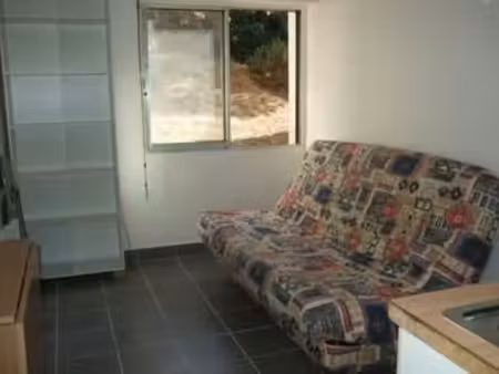 location appartement t1 meublé à montpellier (34000) : à louer t1 meublé / 13m² montpellie