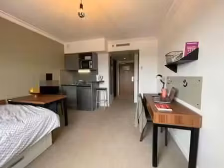 location appartement t1 meublé à noisy-le-grand (93160) : à louer t1 meublé / 20m² noisy-l