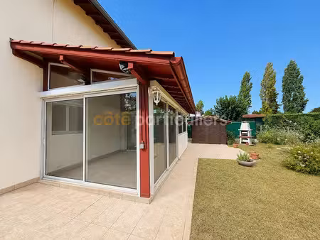 vente appartement 3 pièces 83 m² à ustaritz (64480)  280 000 €