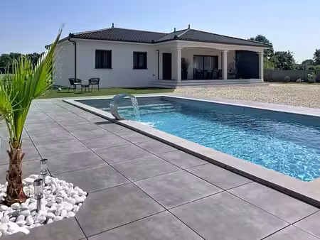 vente maison 8 pièces 164 m² castelsarrasin (82100)
