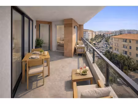 vente appartement 4 pièces 85 m² à frejus (83600)  475 000 €