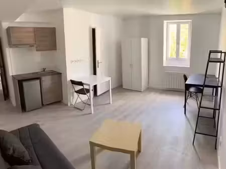 dijon - appartement 1 pièce à louer - 20m2 - 420 € cc - réf: 87269230 - bourse immobilière