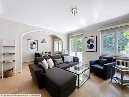 appartement une chambre avec balcon