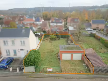 terrain 4a75 avec garages pour construction 3f