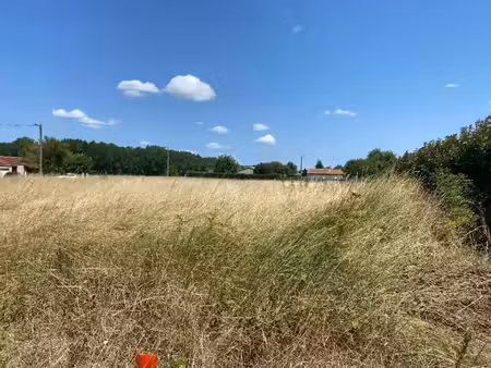 vente terrain 1300 m² à finhan (82700)  55 000 €