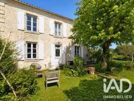 vente maison piscine à courçon (17170) : à vendre piscine / 250m² courçon