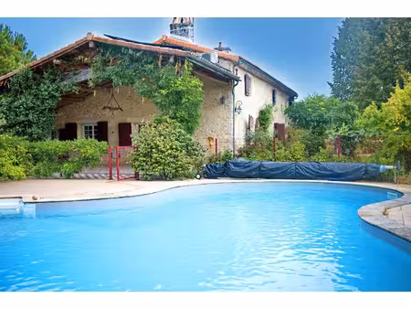 maison saint morillon 6 pièce(s) 235 m2