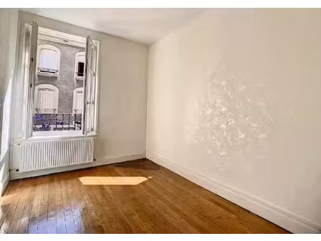 location appartement 3 pièces 69 m² à nancy (54000)  700 €