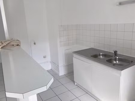 location appartement 3 pièces 56 m² à rouen (76000)  720 €