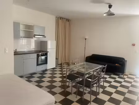 location appartement 1 pièce 42 m² à marseille 13ème (13013)  750 €