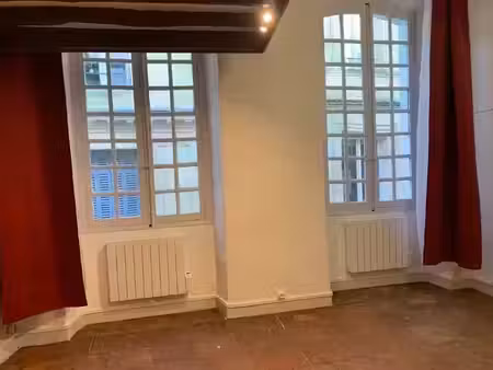 location appartement 1 pièce à bordeaux (33000)  750 €