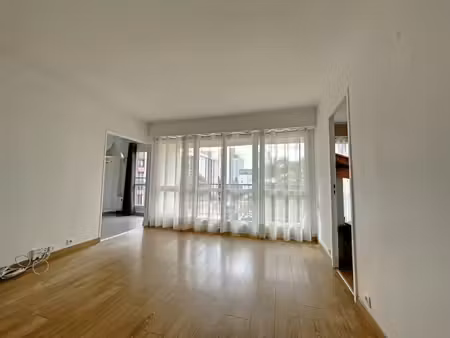 location appartement 3 pièces 64.8 m² à les ulis (91940)  1 020 €