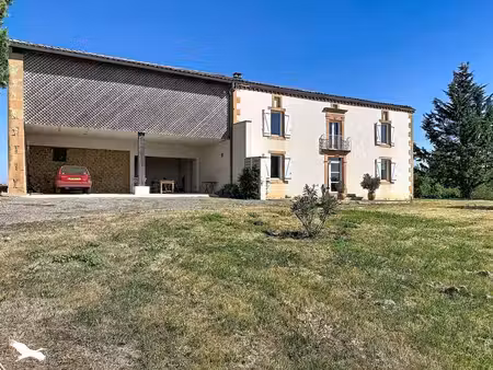 maison en pierre de 5 pièces principales