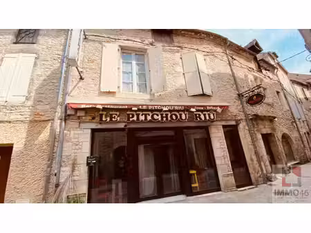ensemble immobilier avec local commercial