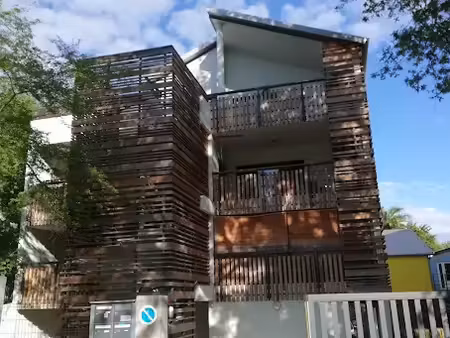 location appartement 2 pièces 50.2 m² à saint paul (97460)  990 €