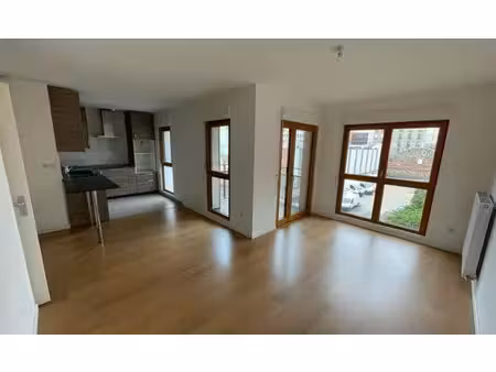 location appartement 2 pièces 47 m² à montreuil (93100)  1 106 €