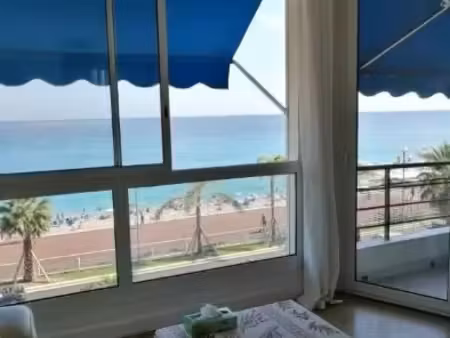 location meublée appartement 3 pièces 62 m² à nice (06000)  1 790 €