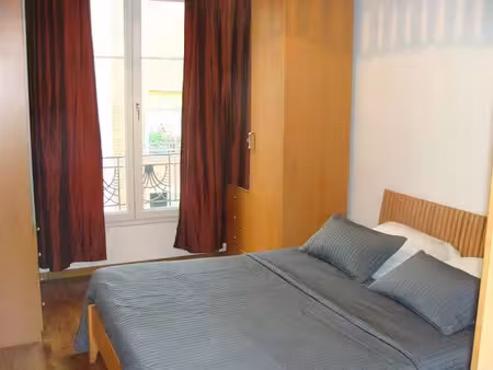 location meublée appartement 2 pièces 43 m² à paris 15ème (75015)  1 635 €