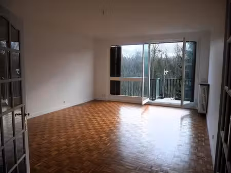 location appartement 4 pièces 106 m² à sevres (92310)  1 750 €
