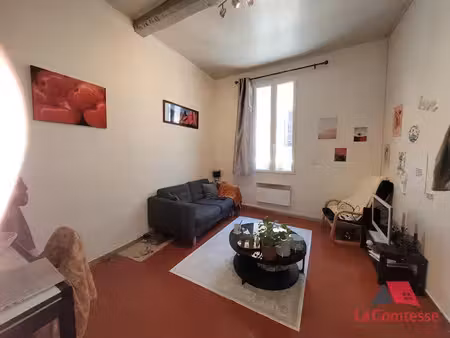 location meublée appartement 2 pièces 32.59 m² à aix-en-provence (13090)  725 €