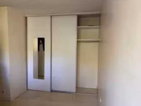 location appartement 3 pièces 62 m² à aubervilliers (93300)  1 300 €