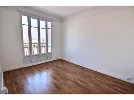 location appartement 2 pièces 37 m² à bois-colombes (92270)  1 000 €