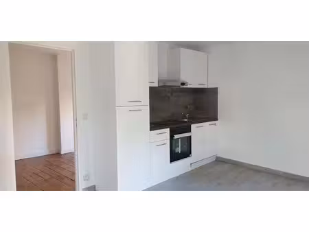 location appartement 2 pièces 31 m² à bordeaux (33000)  875 €