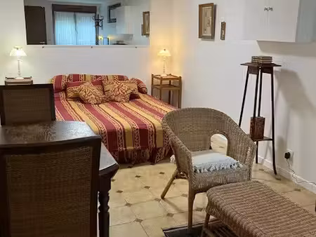 location meublée appartement 1 pièce 35 m² à chilly-mazarin (91380)  950 €