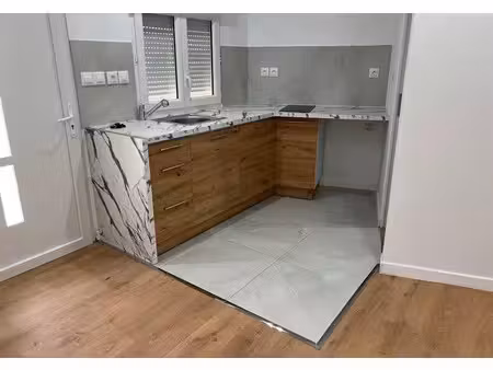 location appartement 3 pièces 40 m² à livry-gargan (93190)  1 300 €